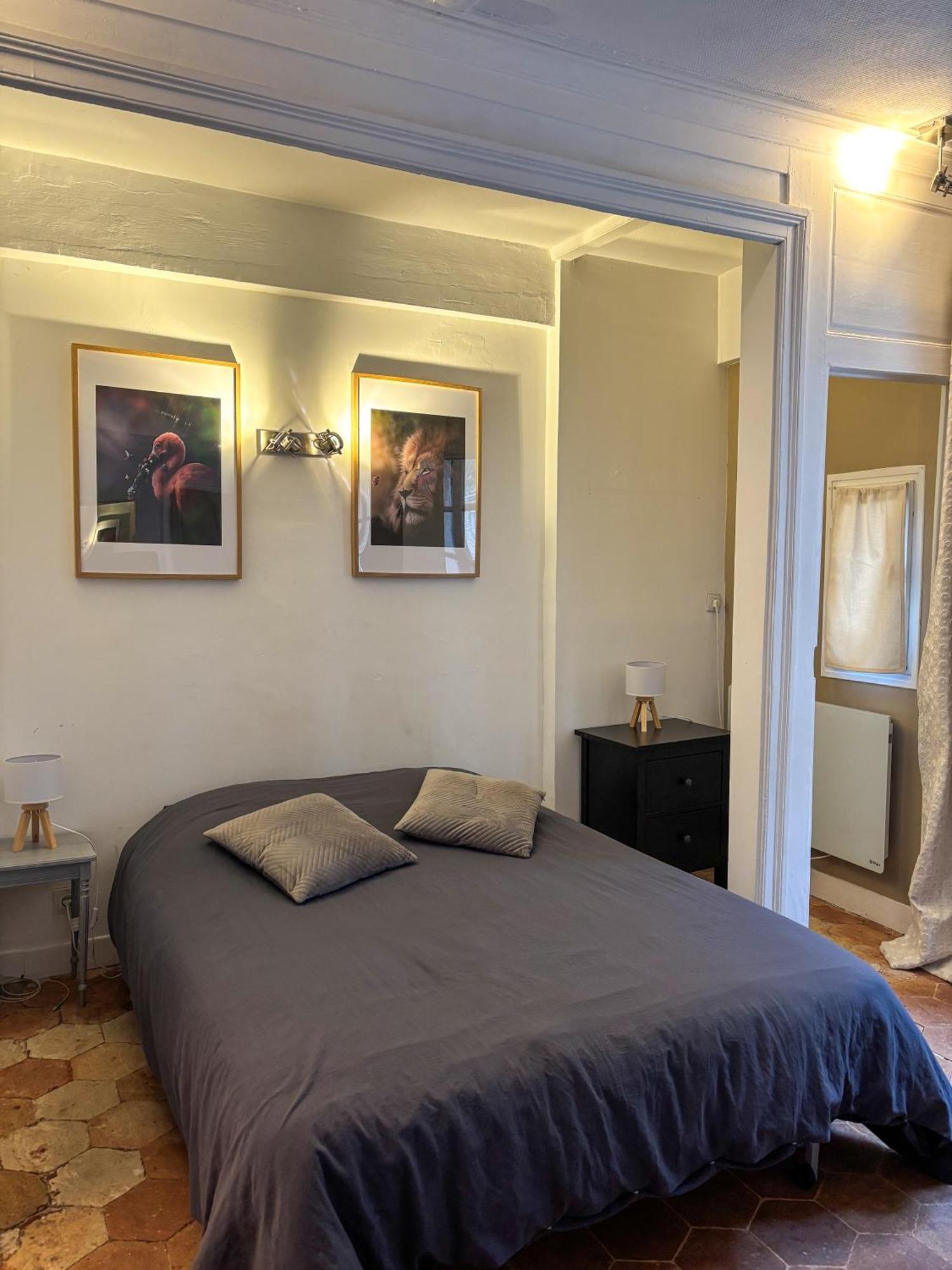 Studio Parvis Cloitre Notre Dame 沙特尔 外观 照片